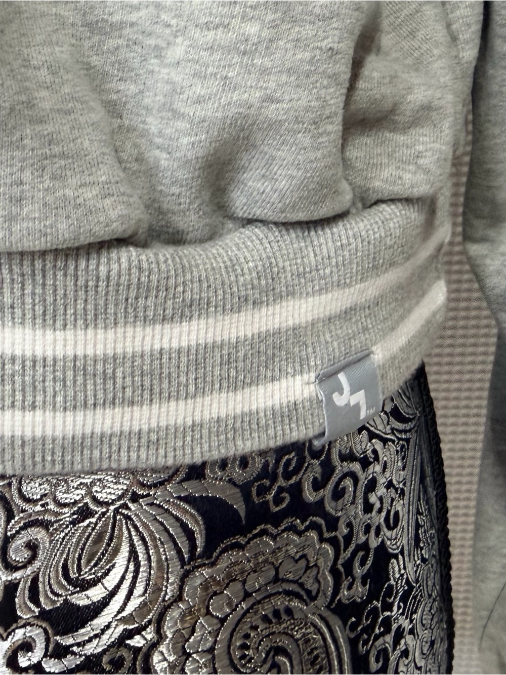 JoyLab Light Gray Half-Zip Sweatshirt - Picture 2 of 11